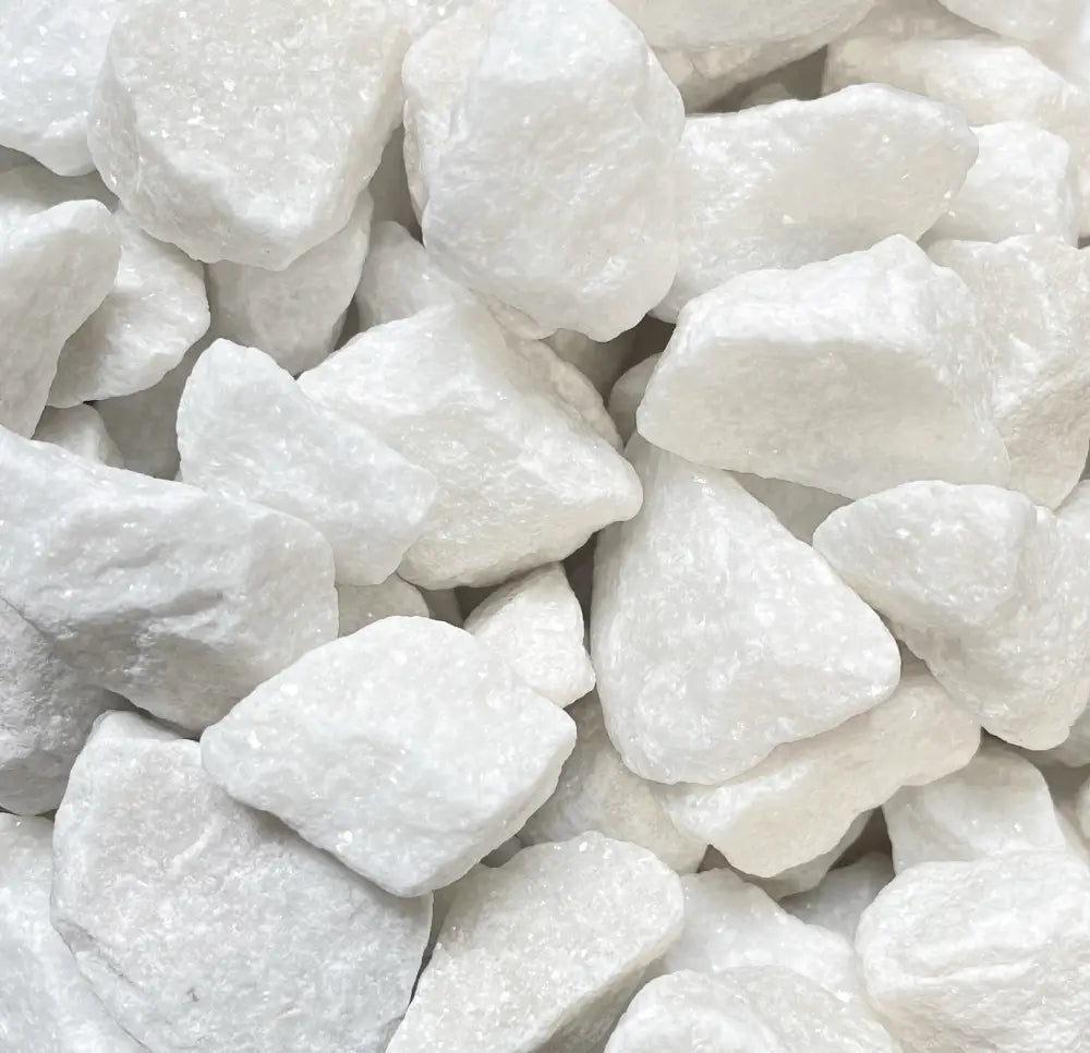 Galet blanc roulé pour aménagement extérieur
